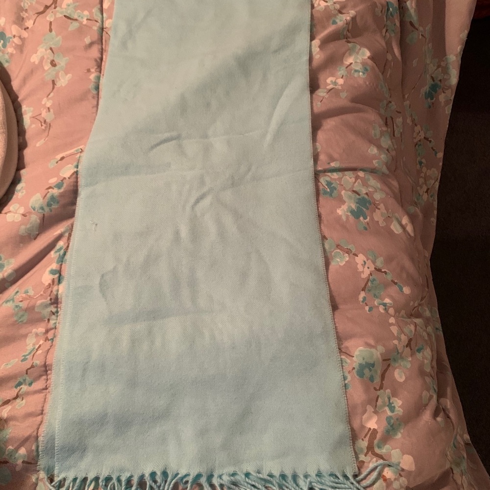Scarf - Picture 2 of 3